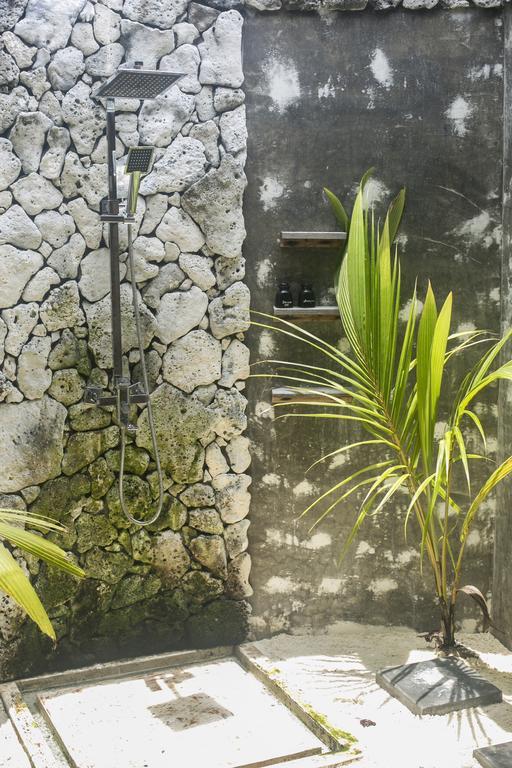 Rasdhoo Island Inn Beachfront Exterior photo